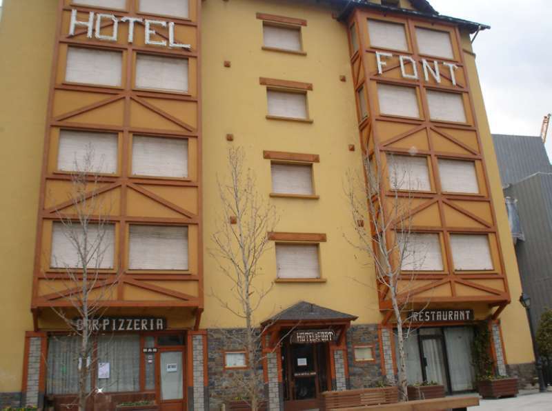 Font Andorra Hostel La Massana Buitenkant foto